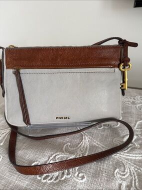 Fossil Two-Tone Fiona Leather Crossbody Bag in Brown and Light Gray